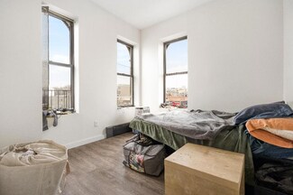 951 Wyckoff Ave, Ridgewood, NY 11385