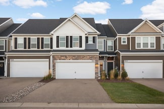 9616 4th St N, Lake Elmo, MN 55042