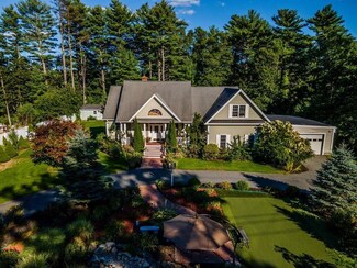 14 Carver Rd, West Wareham, MA 02576