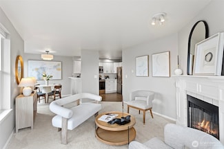 7814 Greenwood Ave N Unit 106, Seattle, WA 98103