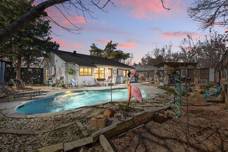 2703 Fountainview Dr, Corinth, TX 76210