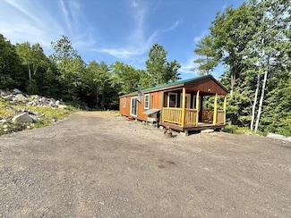 73 Norlands Rd, Livermore, ME 04253