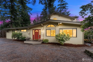 16007 Cascadian Way, Bothell, WA 98012