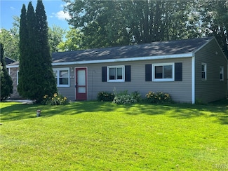 7887 Rinaldo Blvd E, Bridgeport, NY 13030