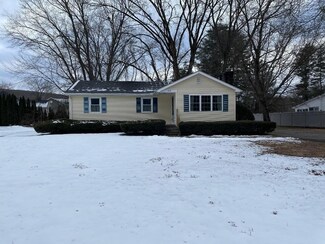 112 Plain St, Easthampton, MA 01027