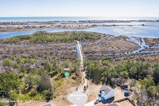 608 Needlerush Rd, Sneads Ferry, NC 28460