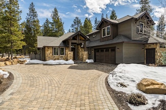 56372 Trailmere Cir, Bend, OR 97707
