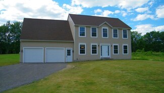 60 Curtis Farm Rd, Buxton, ME 04093
