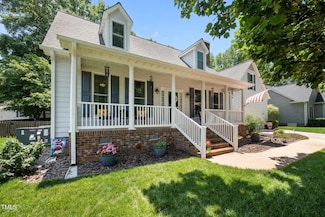 907 Stuart Dr, Mebane, NC 27302