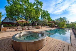 1067 Darms Ln, Napa, CA 94558