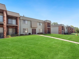 4849 Woodland Ave Unit 3, West Des Moines, IA 50266