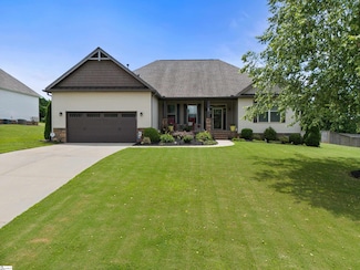 23 Rising Meadow Ln, Taylors, SC 29687