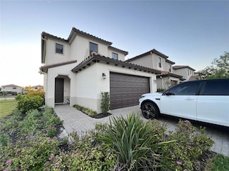 8916 Madrid Cir, Naples, FL 34104