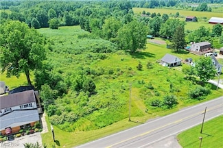 3924 Warren Sharon Rd, Vienna, OH 44473