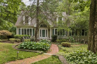 46 Buckminster Way, Portsmouth, NH 03801