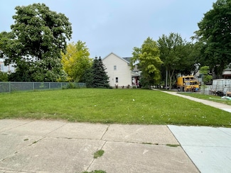500 W Vine St, Milwaukee, WI 53212