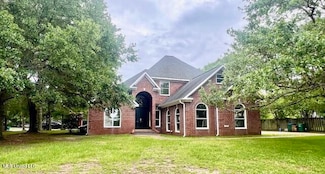 2513 Duck Lake Dr, Moss Point, MS 39563