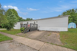 1950 S 13th St, Niles, MI 49120