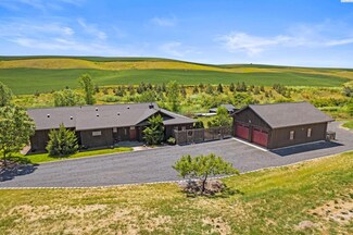 4261 Grove Rd, Endicott, WA 99125