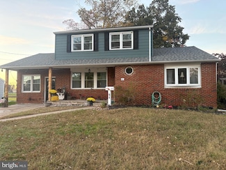 40 Woodlane Dr, Blackwood, NJ 08012