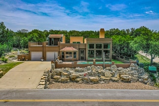 3211 Constitution Dr, Lago Vista, TX 78645