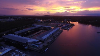 127 Highway 22 E Unit 13/14, Madisonville, LA 70447