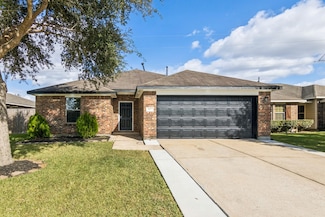 417 De Coster Blvd, Alvin, TX 77511