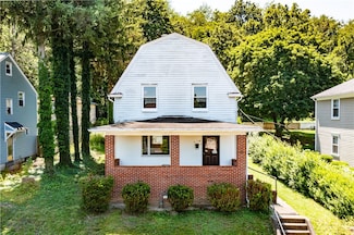 1307 Wade St, Aliquippa, PA 15001