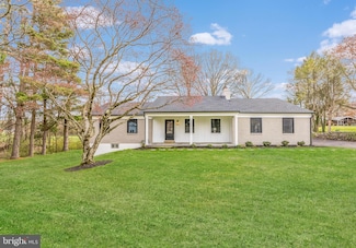 605 Bowers Ln, Wallingford, PA 19086