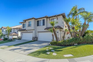 1563 San Fernando Dr, Corona, CA 92882
