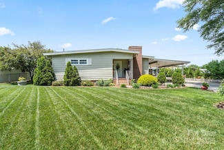 1627 33rd Ave NE, Hickory, NC 28601