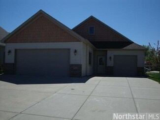 649 649 Cottonwood Ave, Litchfield, MN 55355