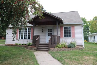 1320 Grove St, Cumberland, WI 54829