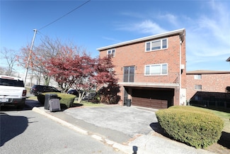 69 Veltri Ln Unit 2, Yonkers, NY 10704