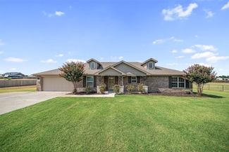 7243 Veal Station Rd, Weatherford, TX 76085