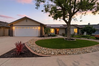 3928 W Dorothea Ct, Visalia, CA 93277