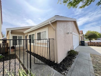 3141 Hemlock St, Antioch, CA 94509