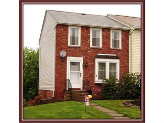 216 Cambria Hill Dr, Tarentum, PA 15084