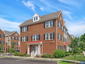 106 W Ramsey Terrace, Fair Lawn, NJ 07410