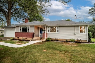 49 Locust St, Trumbull, CT 06611