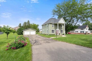 7761 Clinton Rd, de Forest, WI 53532
