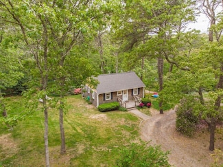 4 Fairview Ave, Eastham, MA 02642