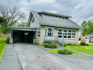 905 W Main St, Robinson, IL 62454