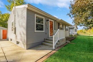 2924 E 22nd Ct, Des Moines, IA 50317