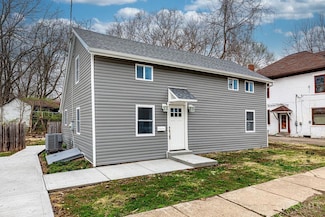 113 N 1st St, Trenton, OH 45067