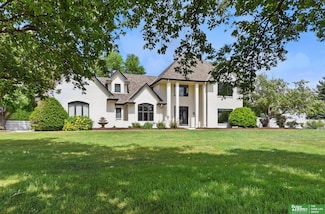 22224 Homestead Rd, Elkhorn, NE 68022