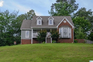 140 Russet Hill Dr, Birmingham, AL 35244