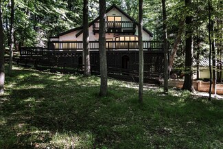 9816 Lost Canyon Dr, Stanwood, MI 49346