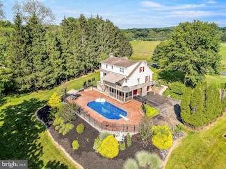 547 Lewisville Rd, Lincoln University, PA 19352