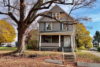 223 S Shenango St, Mercer, PA 16137